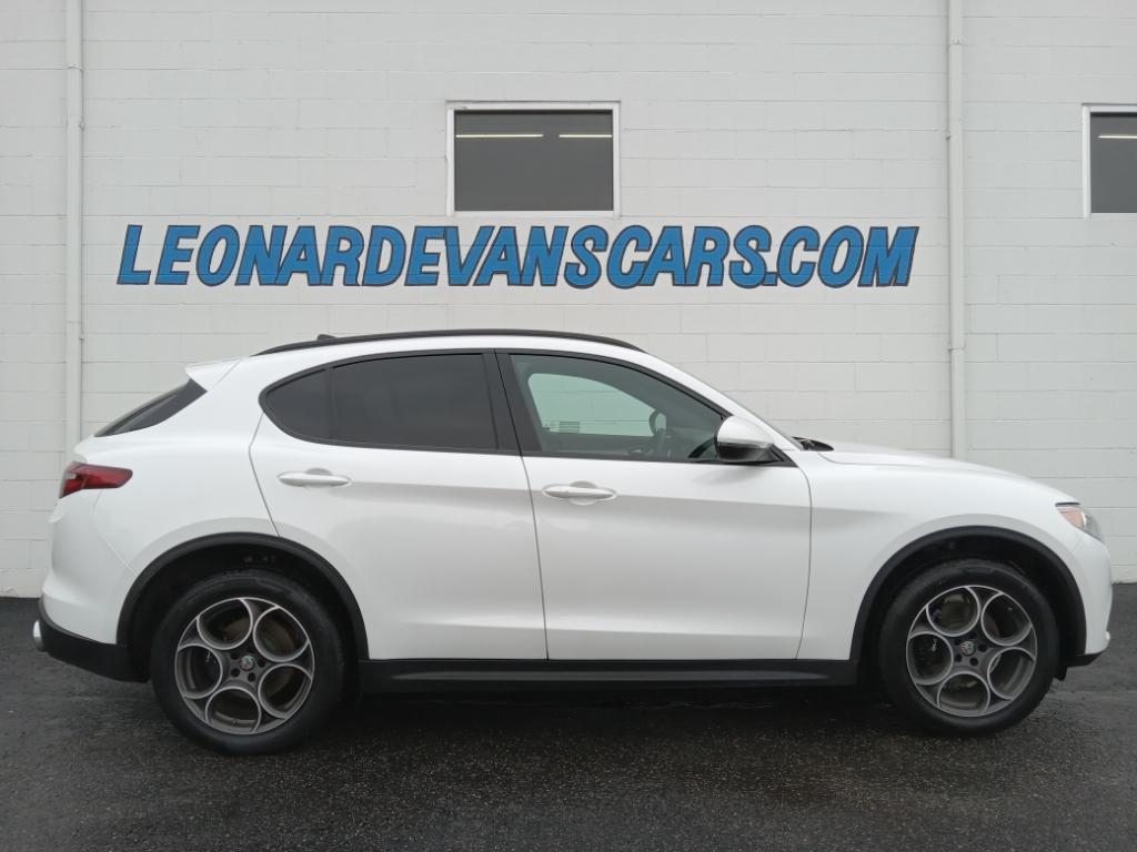 photo of 2018 Alfa Romeo Stelvio Ti Sport